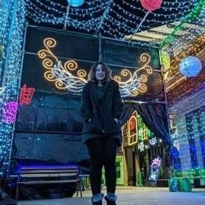 Meet your Posher, Celine